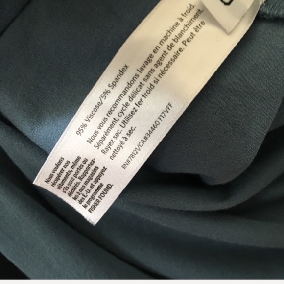 EILEEN FISHER soft loose fitting knit top - Picture 4 of 7